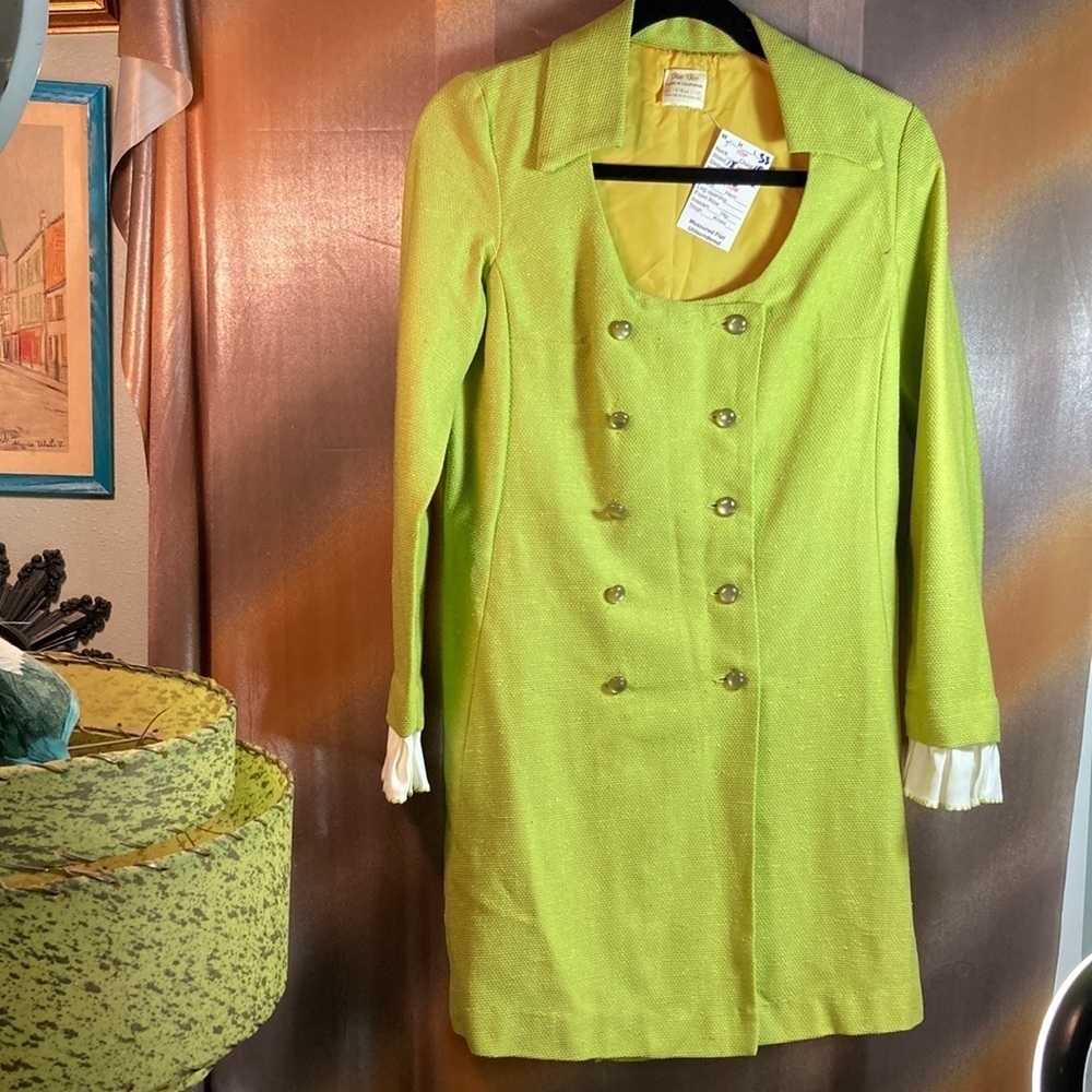 Vintage 60’s dress or coat. Can be‎ worn both ways fully lined 38” chest  120